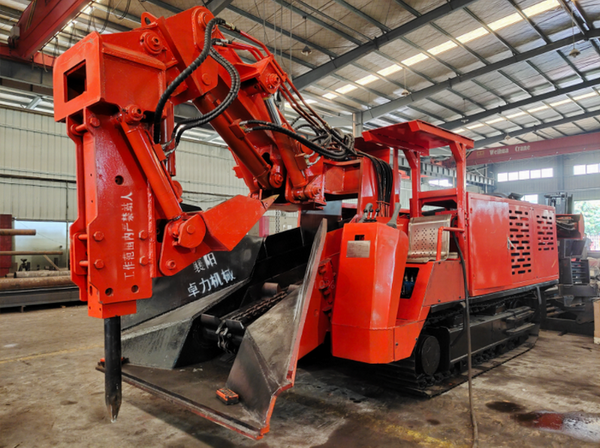 熱烈祝賀_卓力機械發往湖北保康ZWY-120/55L破挖一體扒渣機!!!